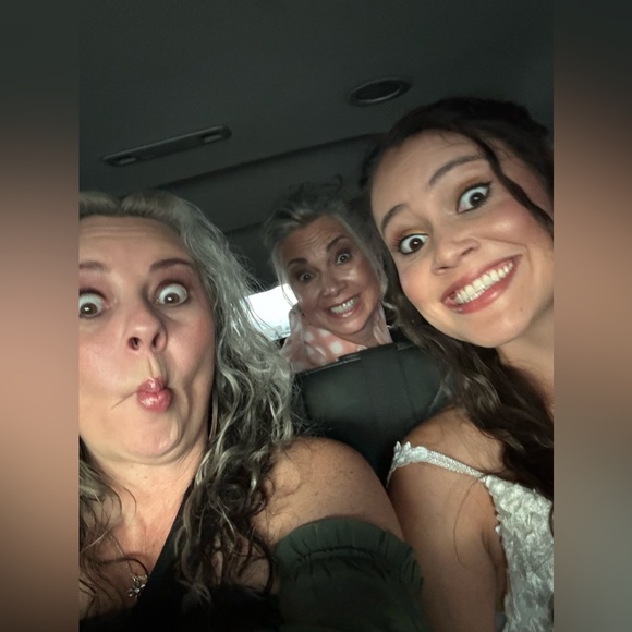 Meet your Posher :-) - Picture 13 of 17